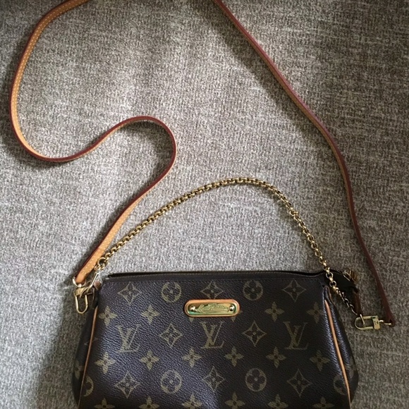 Louis Vuitton Eva Clutch - Picture 2 of 8